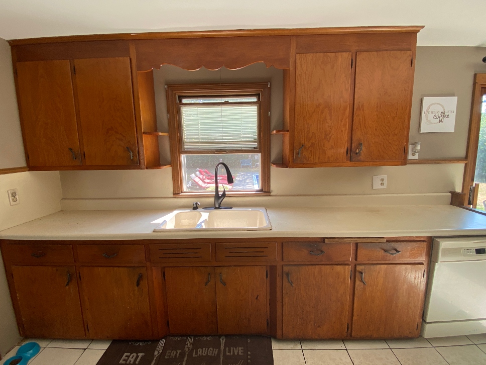 Kitchen cabinets before refacing in Springfield, MA